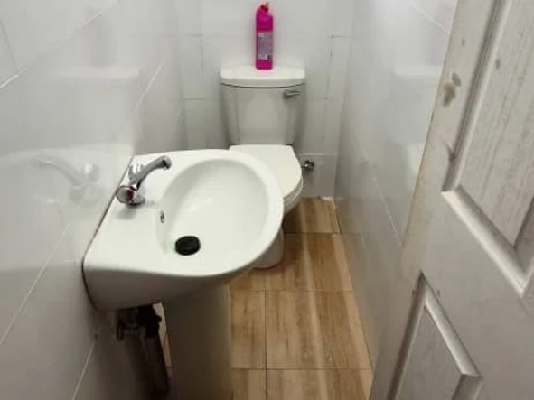 3 Bedroom Flat & Apartment