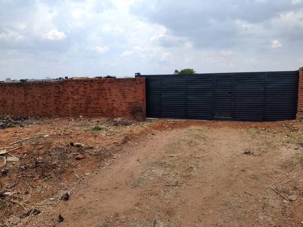 Commercial & Industrial Land
