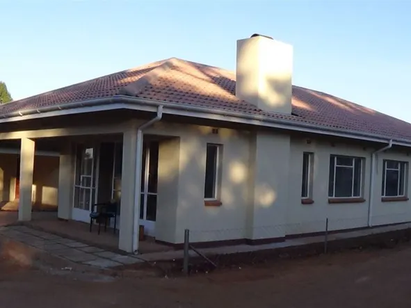 3 Bedroom Garden Flat