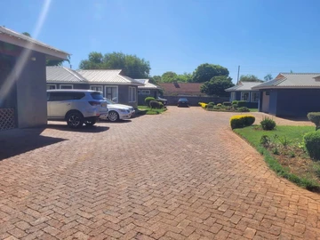 3 Bedroom Townhouse Complex