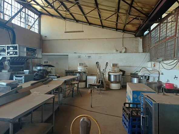 Warehouse & Factory