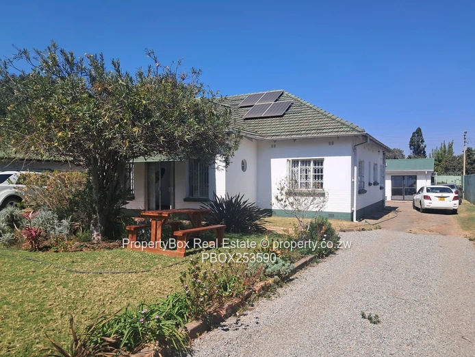Eastlea Commercial Property for rent available 1 September 2026!