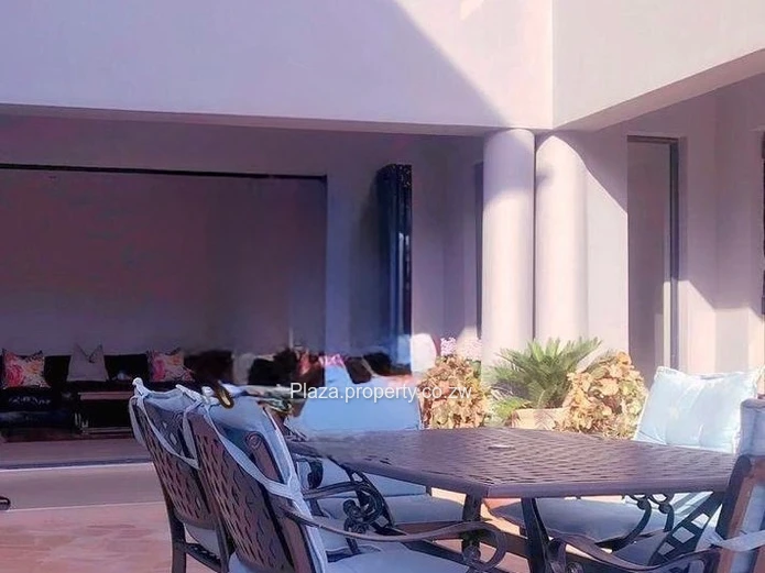 LUXURIOUS MODERN HOME BORROWDALE BROOKE $1.4Mill