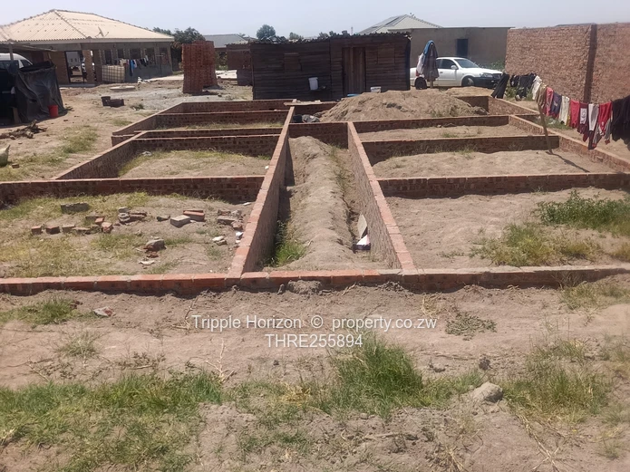 300m² Dzivarasekwa Extension Stand for sale Main Road Frontage, Gravel Access