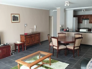 3 Bedroom Flat & Apartment