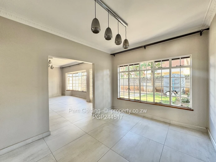 Lovely 3 bedroom Duplex Apartment- Upper Avenues