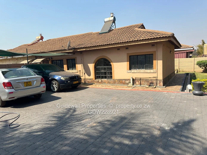 3 bed house  for rental  in Meyrick Park 