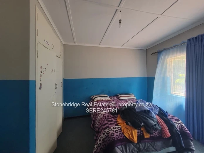 4 Bedroomed House in Fortunes gate for sale