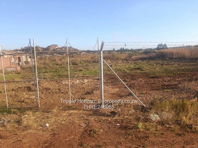 2000m² School stand in Warren Park, Harare
