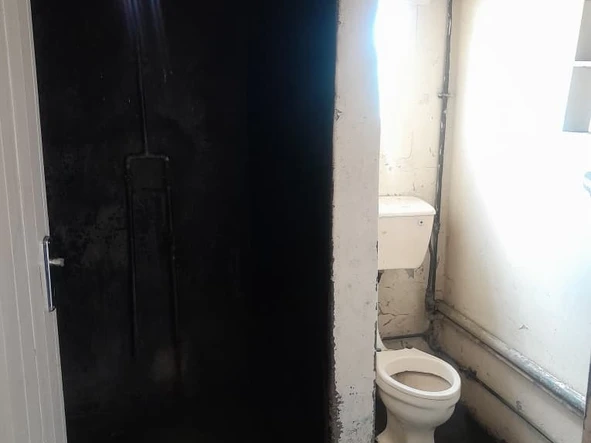 2 Bedroom Flat & Apartment