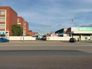 Commercial & Industrial Land