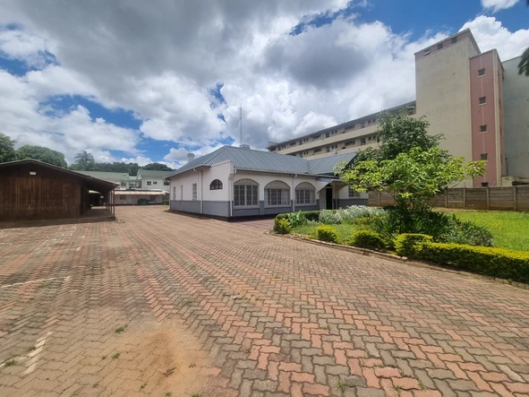 Prestigious Avenues Address - 20 Offices, Excellent Parking