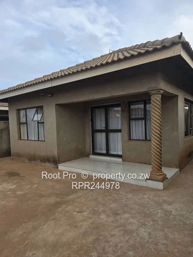 Warren Park D - Graceland House for Sale