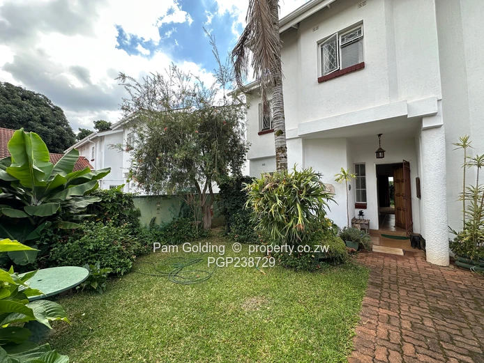 Neat 3 Bedroom Townhouse - Highlands 