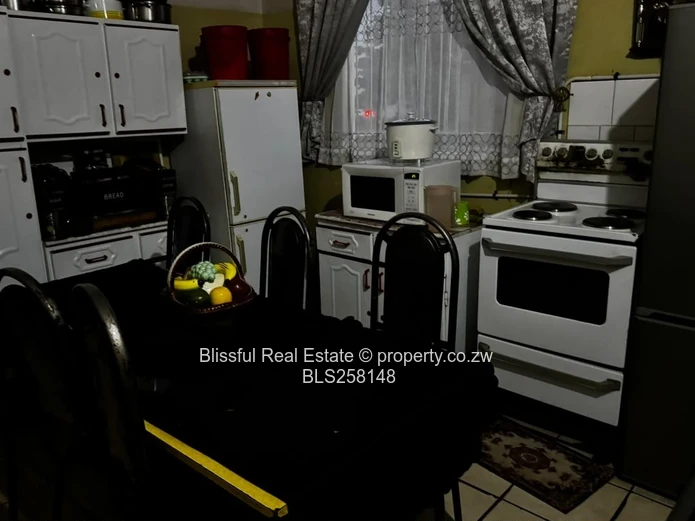 Warren Park 3-Bed Home - Tiled, Fireplace & Municipal Water