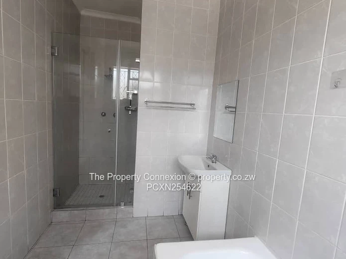 Spacious 5-Bedroom Family Residence | Bluff Hill, Harare West