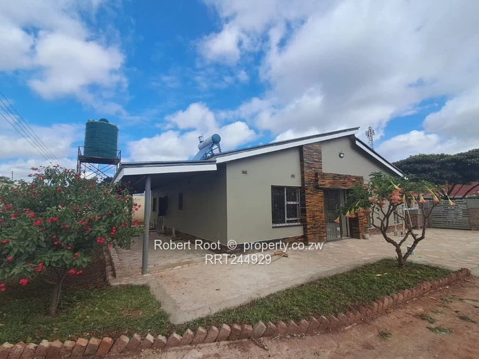 Lovely 3 bed cottage in Belvedere!