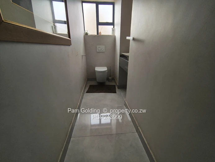 Elegant 6-Bedroom Luxury Home To Let in Glen Lorne