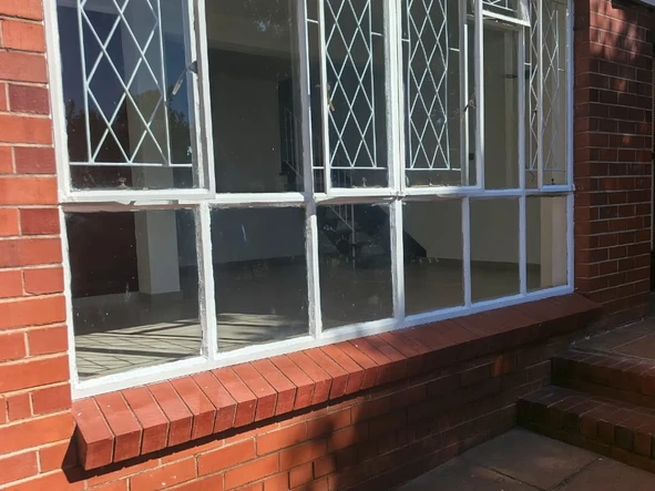 2 Bedroom Garden Flat
