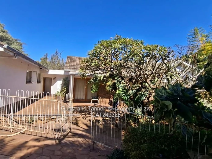  Prime Location 5 Bedroomed House for Sale - Highlands