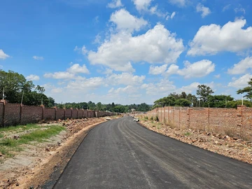 Stands & Residential Land