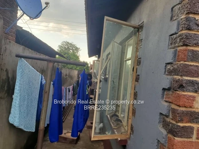 Warren Park D house for sale!