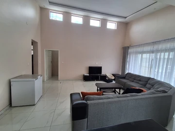 3 Bedroom Garden Flat