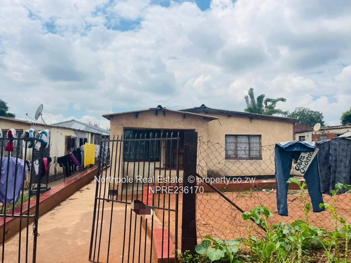 Kambuzuma Section 6 House for sale