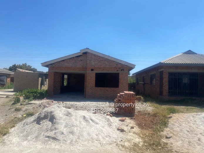 MABVUKU-Manresa- Area 90% Incompletely built house for sale