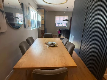 3 Bedroom Flat & Apartment