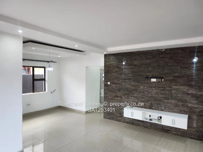 3-Bedroom House For Sale in Aspindale Park