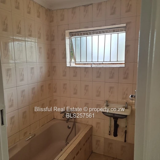 3 Bedroomed house for Rent in Msasa park