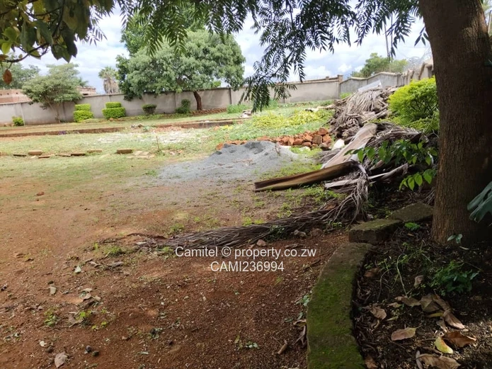 Philadelphia subdivision stand sitting on  2000sqm all paperwork available 