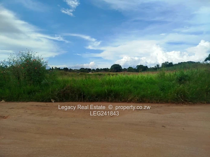 Stand in Established Mabelreign Neighborhood