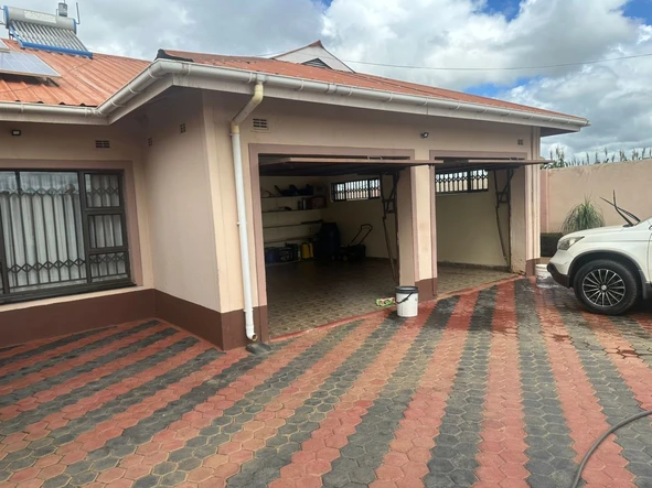 4 Bedroom House