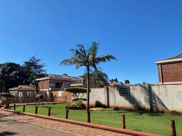 3 Bedroom Duplex Garden Flat - Available Immediately