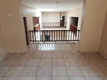 6 Bedroom House