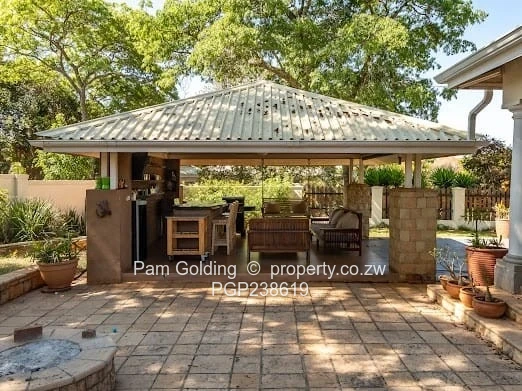 Greystone Park, Stonechat Place. (Sole Mandate)