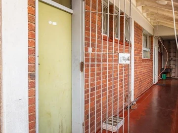 3 Bedroom Flat & Apartment