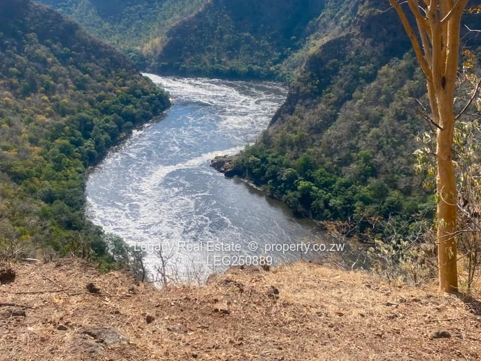 Prestigious Zambezi Riverfront Estate Ready For Tourism Development