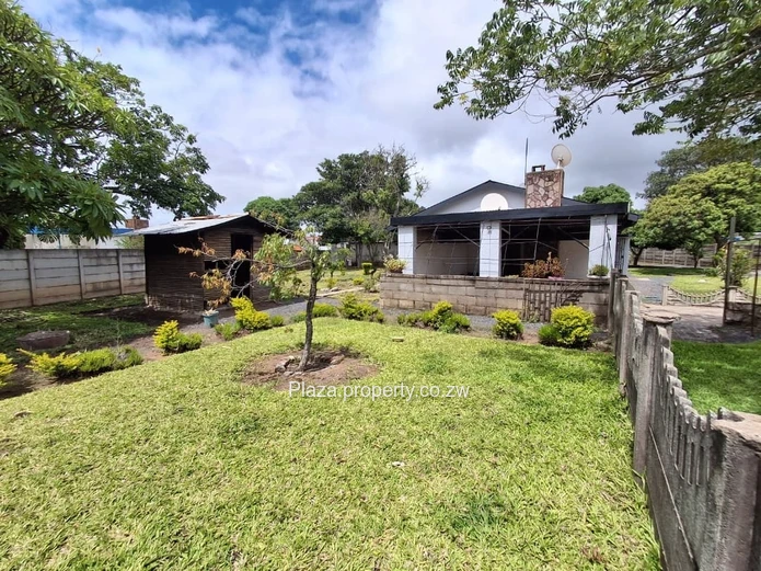 A Lovely Home in a Peaceful area near Lundi Park Golf Course