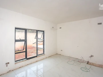 3 Bedroom Garden Flat