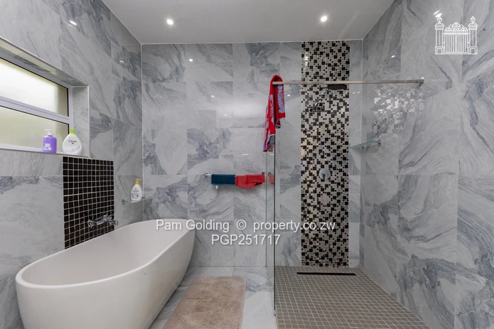 Well Designed Home On Folyjon Crescent!