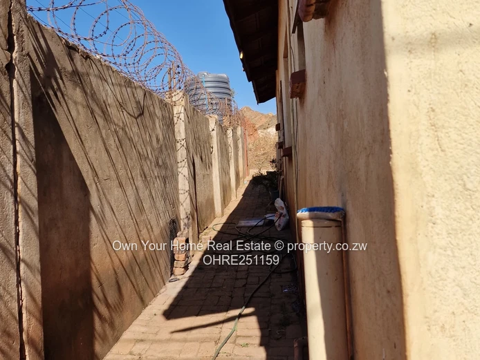 Glen Norah House for sale