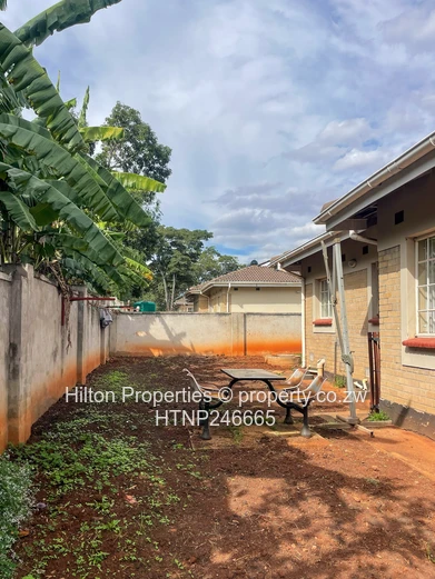 Fully Furnished 3-Bed Garden Flat with Pool in Highlands