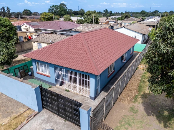 4 Bedroom House