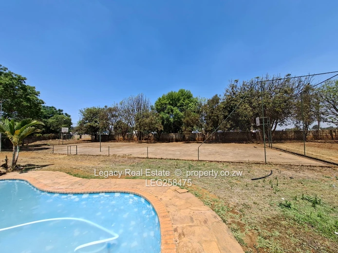 Spacious house to let  (Sole Mandate)