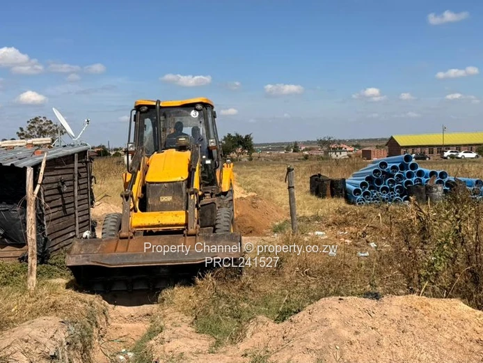 800m² Plot on Quiet Paved Road, Zimre Park East