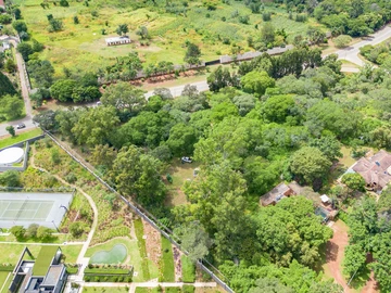 Stands & Residential Land