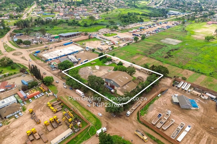 Ardbennie Warehouse, Main Road frontage